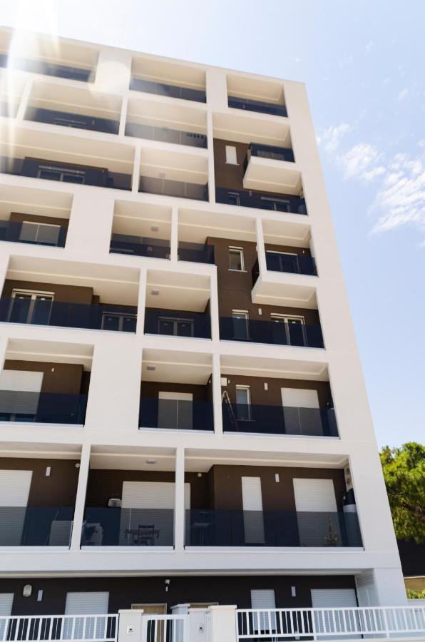 Apulialux Design Apartment - Relax, Spa E Free Parking Bari Luaran gambar
